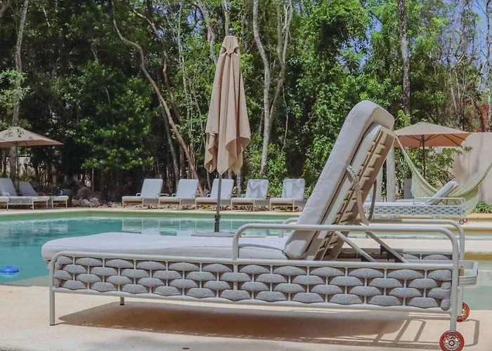 Chic Jungle Balcony Priv Pool Steam & Gym *