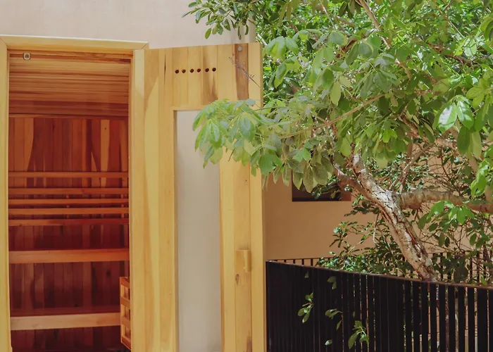 Apartment Chic Jungle Balcony Priv Pool Steam & Gym *